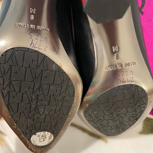 Vintage DVF Diane Von Furstenberg heels - Picture 8 of 10